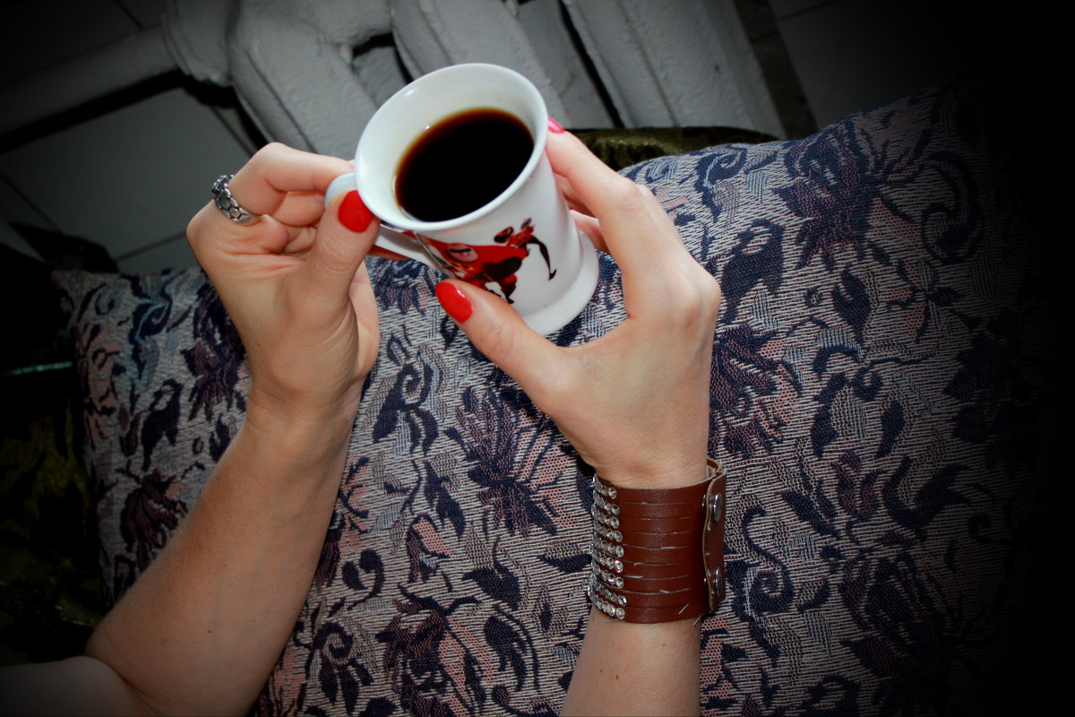 Примите кофе с моих рук...) - Елена 