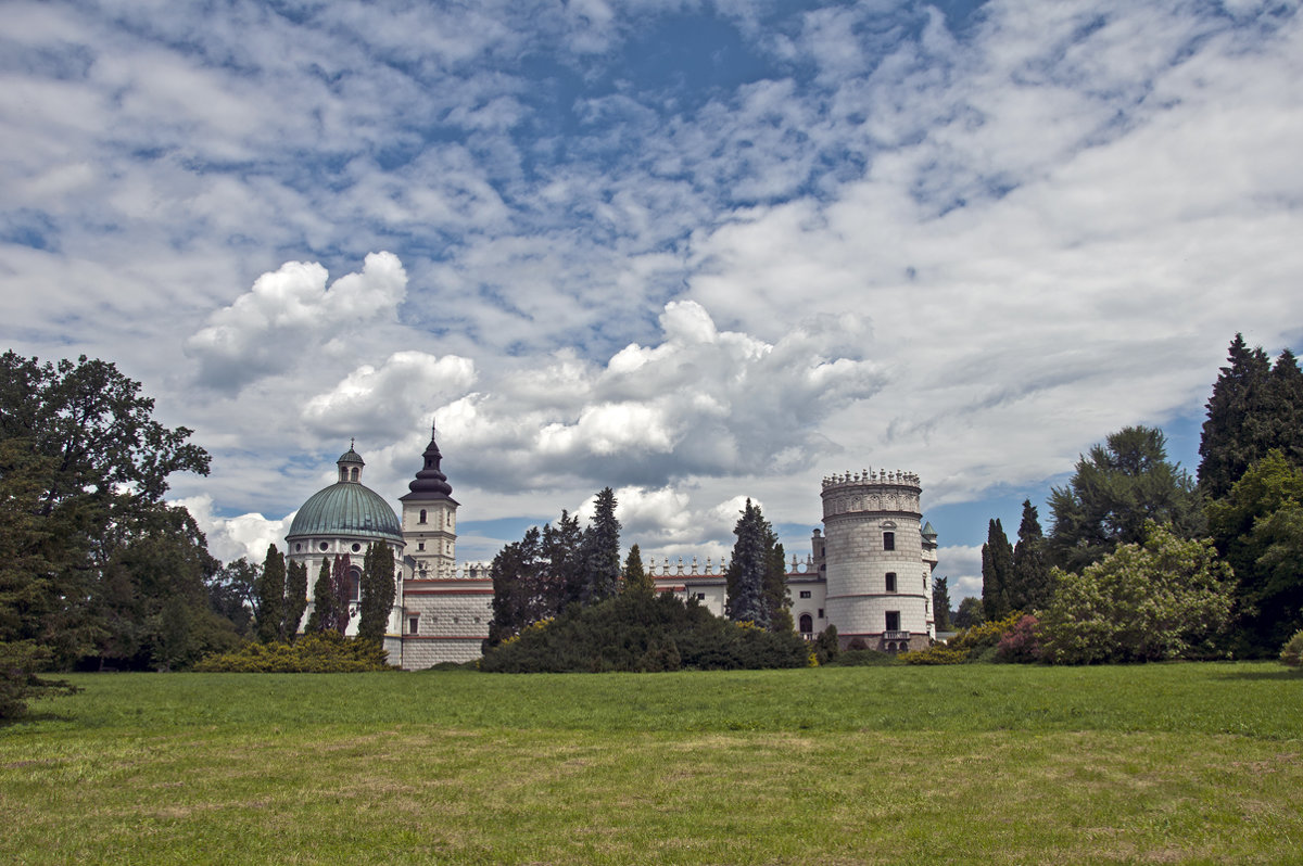 Far away - Zamek Krasickich - Roman Ilnytskyi