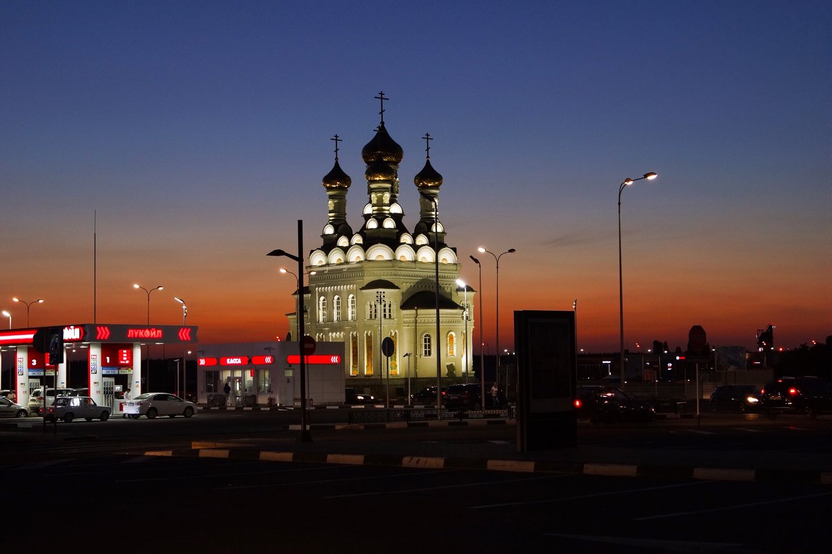 Храм на фоне заката - Наталья Жеребецкая