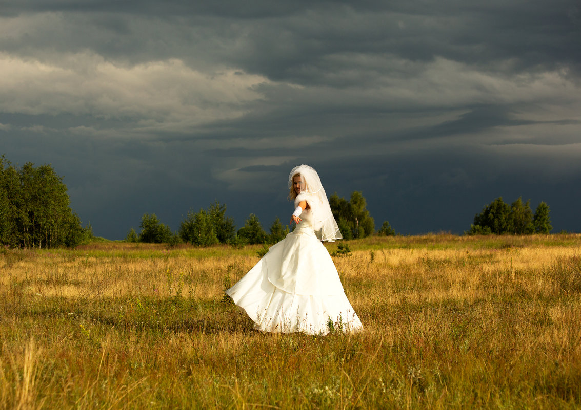 Jeune mariée 2 - Сергей Сухарников