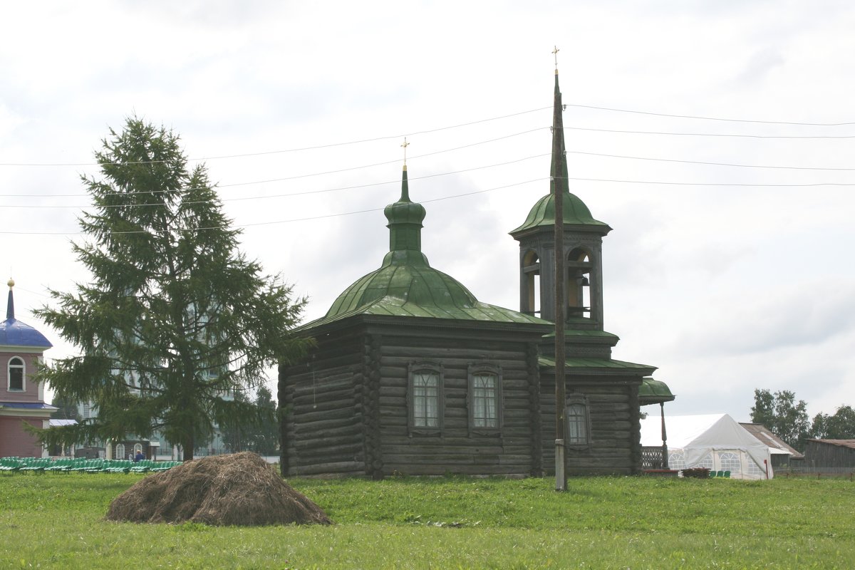 часовня Зосимы и Савватия Соловецких, построенная в деревне Кокшарова - Елена Кислых