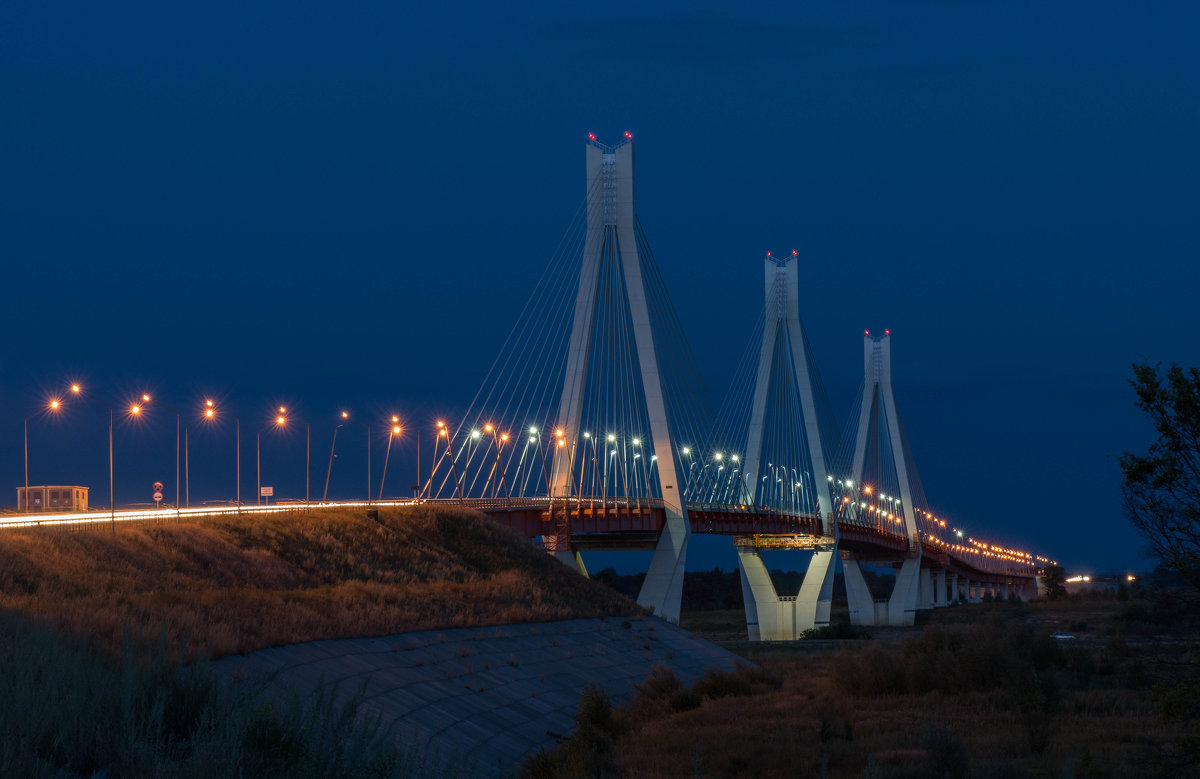 Мост ночью - Иван Щербина