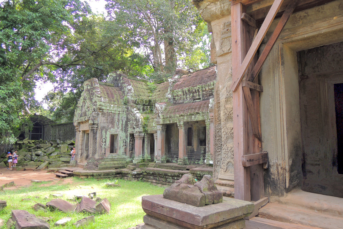 Храмы Камбоджи - Сергей Карцев