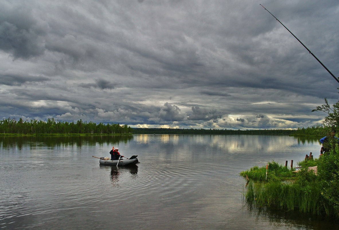 Рыбаки на озере. - Владимир Михайлович Дадочкин