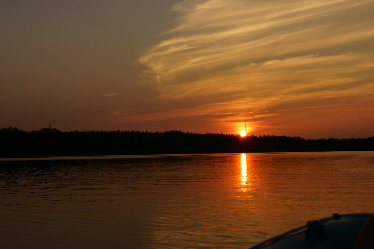 Летний вечер на озере. - Vladimir 