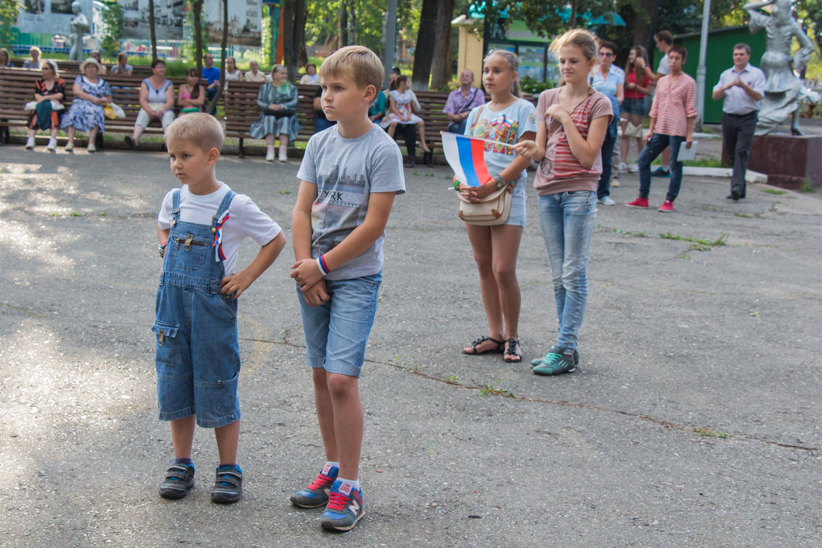 *** - Сергей Старовойт