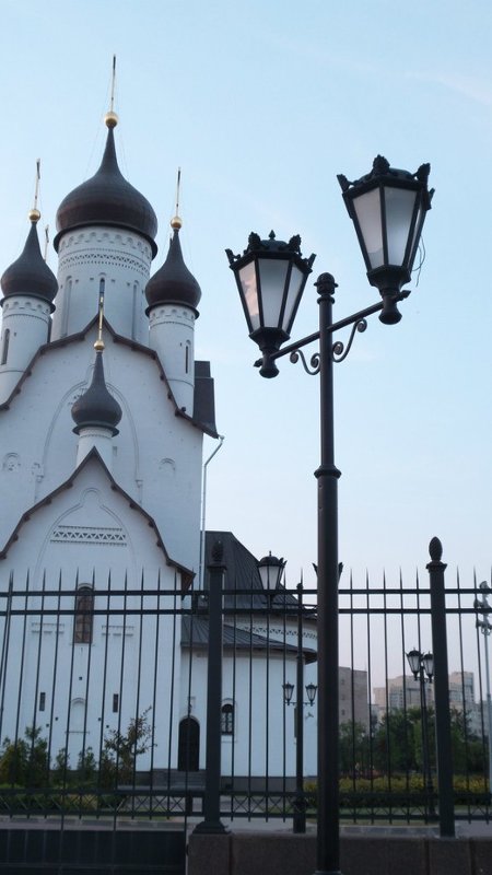 Церковь в парке строителей - Артем Никитенко