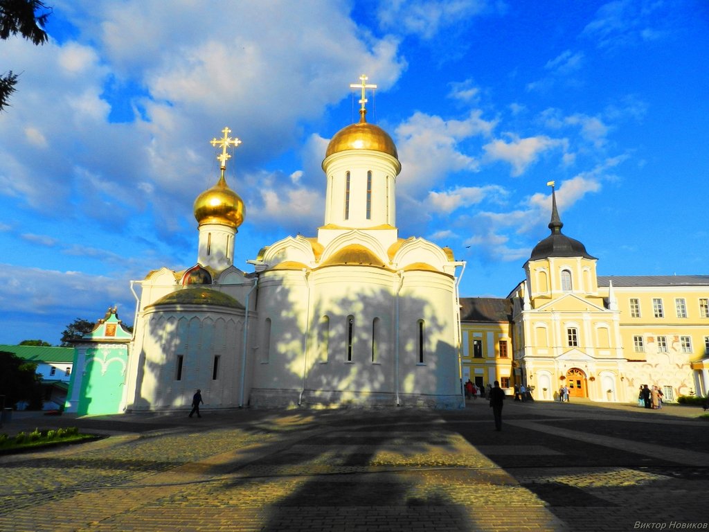 В Лавре - Виктор Новиков