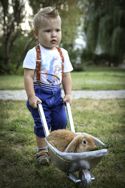 малыш и кролик - Яна Кривенко
