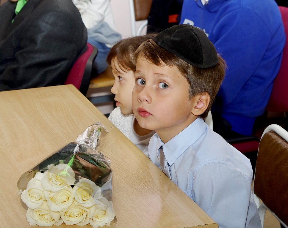 первоклашки в еврейской школе - мирон щудло