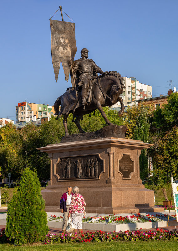 Памятник князю Григорию Засекину. - Сергей Исаенко