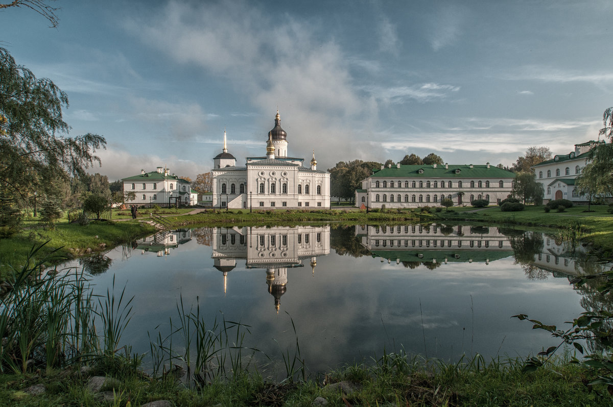 Псков монастырь