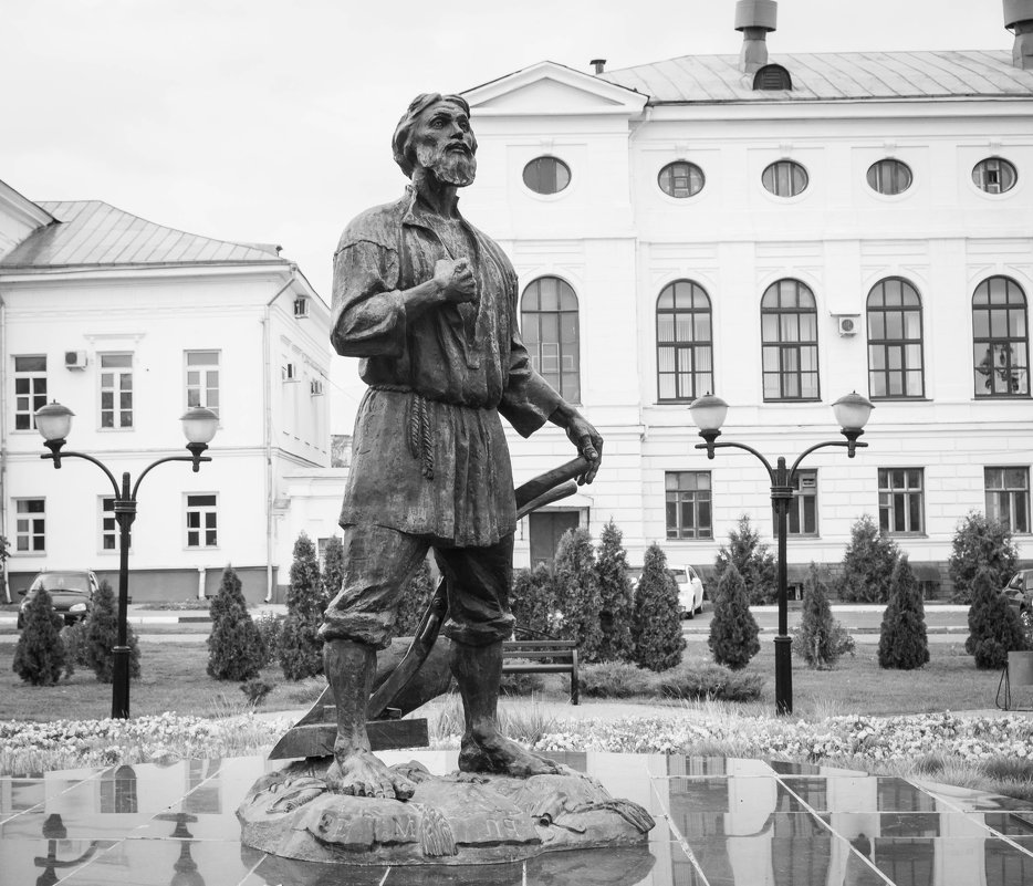 Памятник Тамбовскому мужику. Тамбов - Виктор 