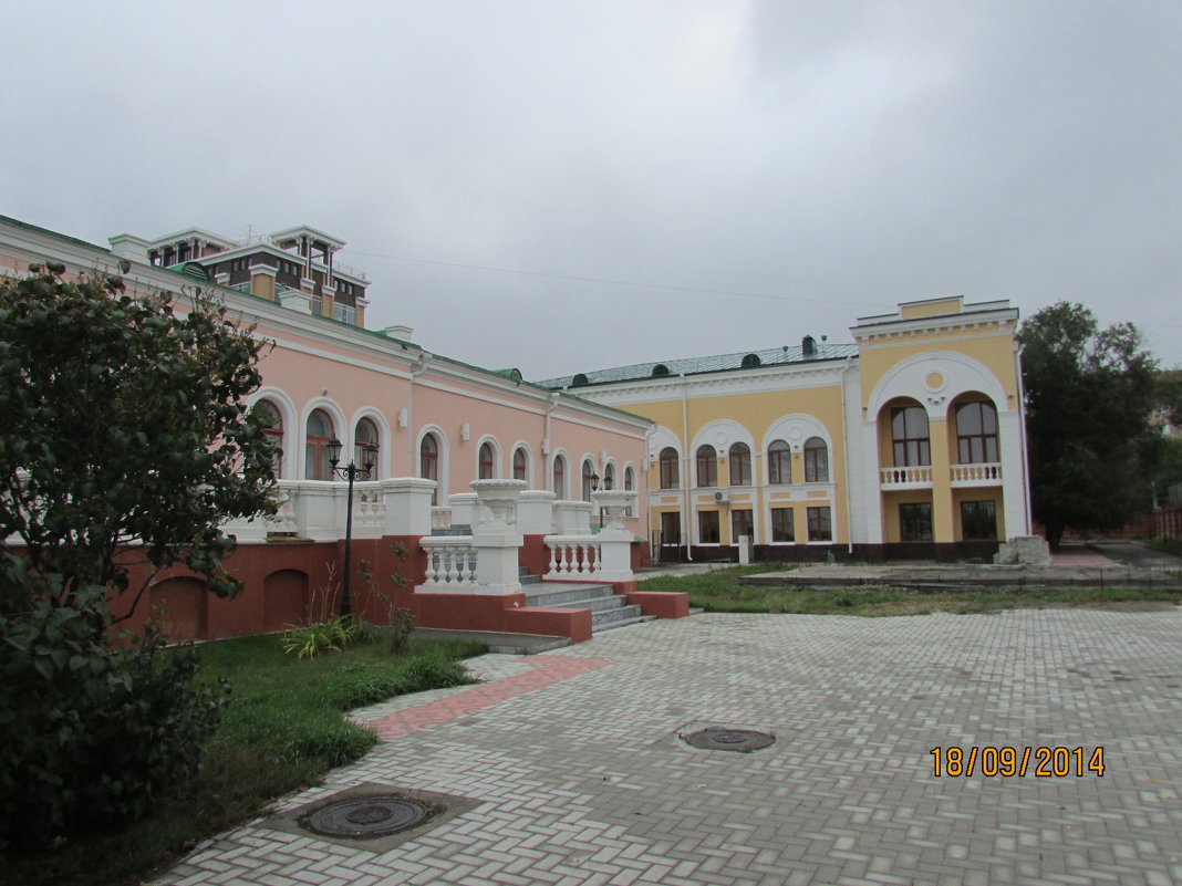 Резиденция Колчака( вид со двора) - раиса Орловская