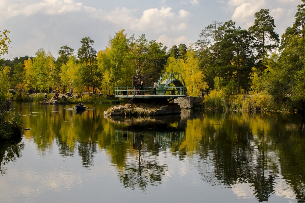 Autumn on the pond - Dmitry Ozersky