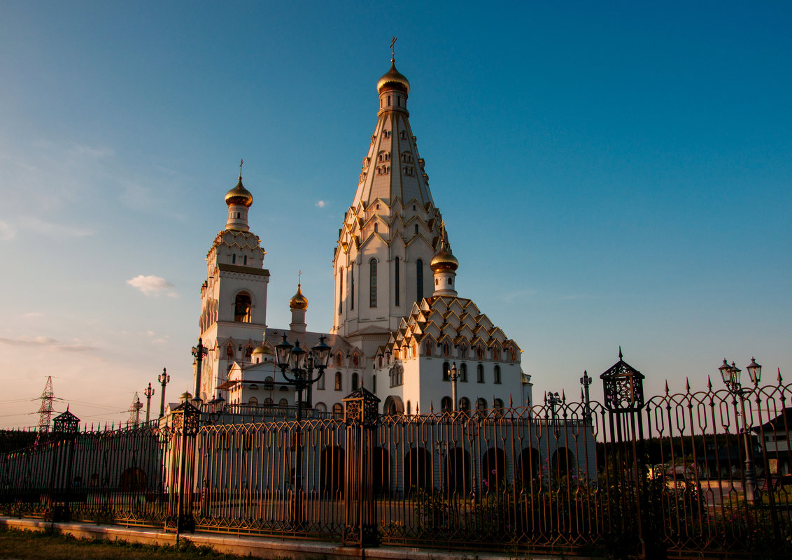 Храм-памятник в честь Всех святых в Минске. - Sergey 
