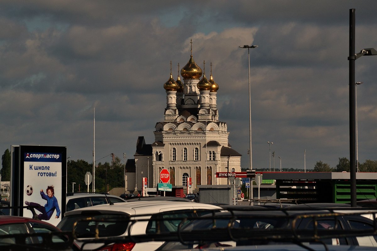 храм - Михаил Золотарев