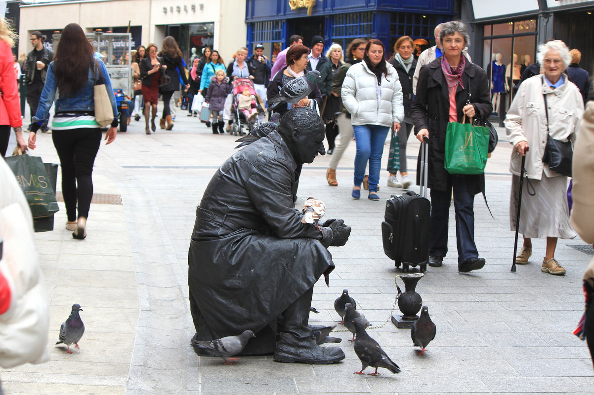 Живая скульптура на улице Дублина - Владимир Сарычев