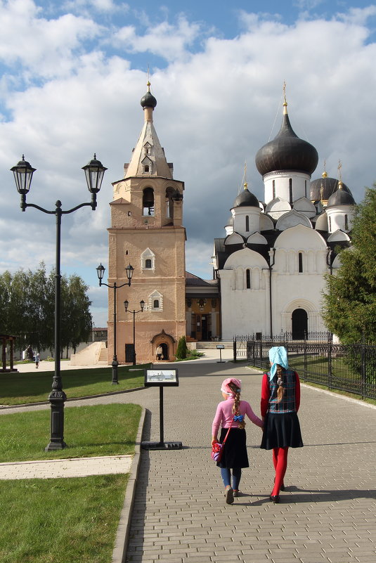 Вид на монастырь - Ольга Крулик