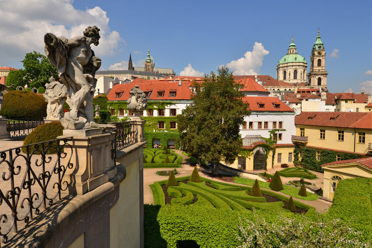 Praha, Valdštejnská zahrada - Nina sofronova