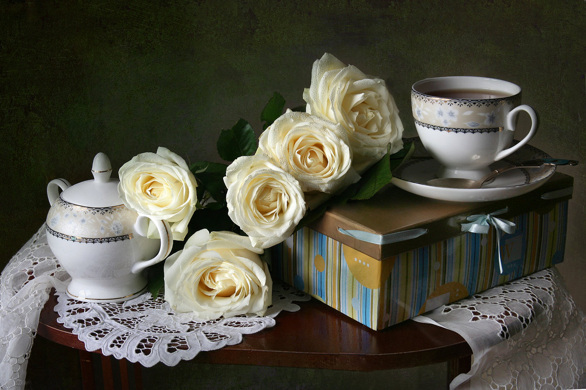 С чайными розами... - lady-viola2014 -