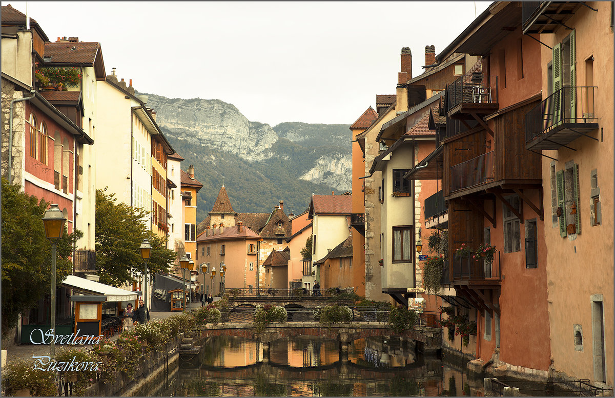 Улочки маленького городка во Франции - Светлана Пузикова