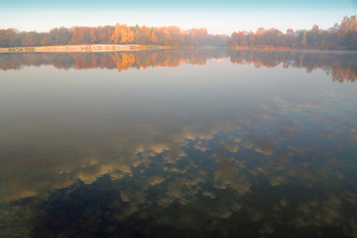 В воду смотрят облака... - Сергей *