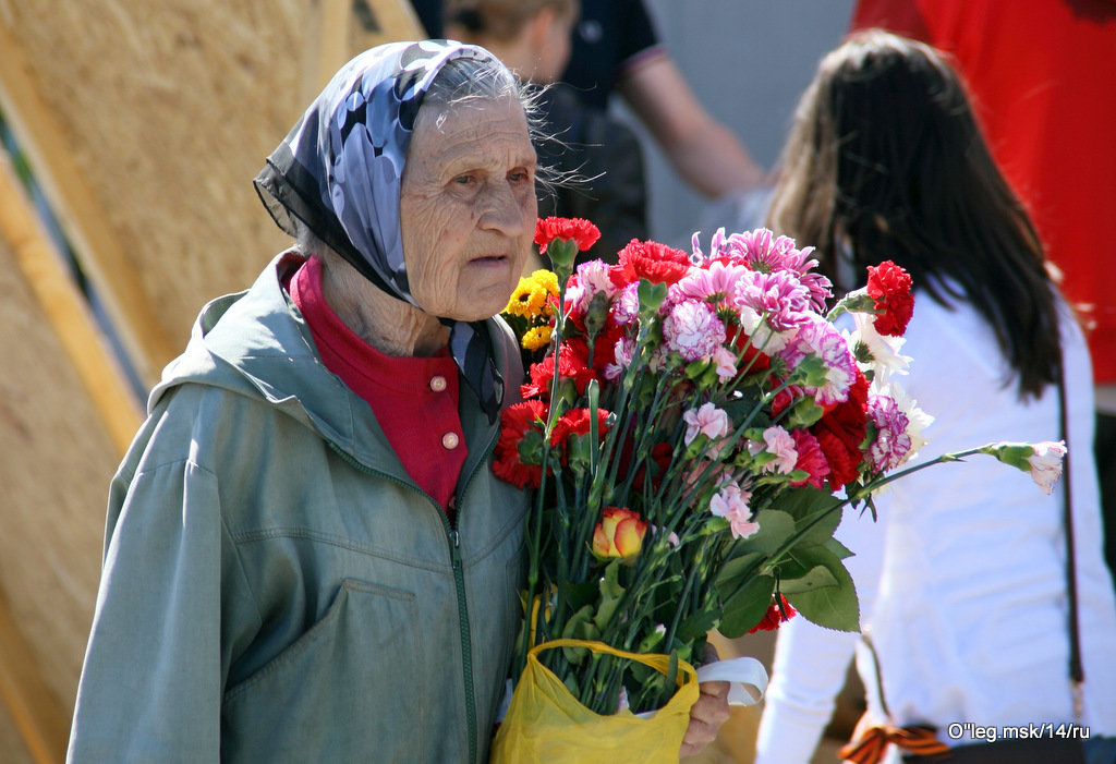 Заслуженные цветы или женщины из русских селений - Олег Лукьянов