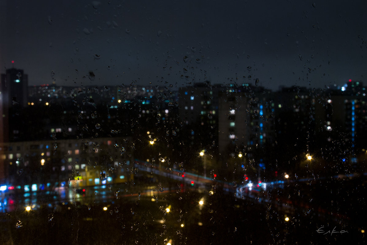 когда за окном дождь - Эльмира Суворова