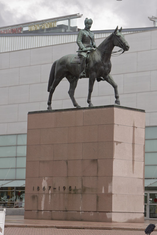 Памятник Маннергейму - Александр Рябчиков