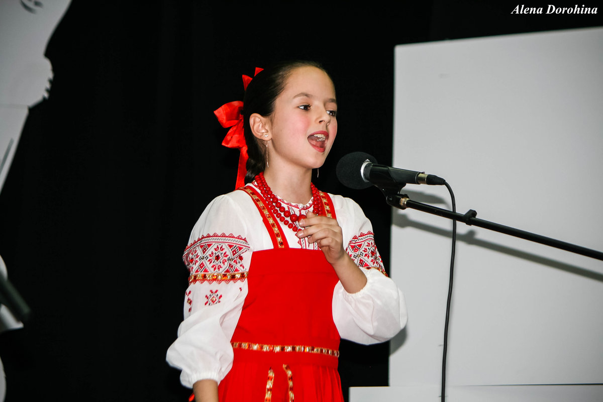 Творчество молодых "Народное пение" 11.11.2014 - Алена Дорохина