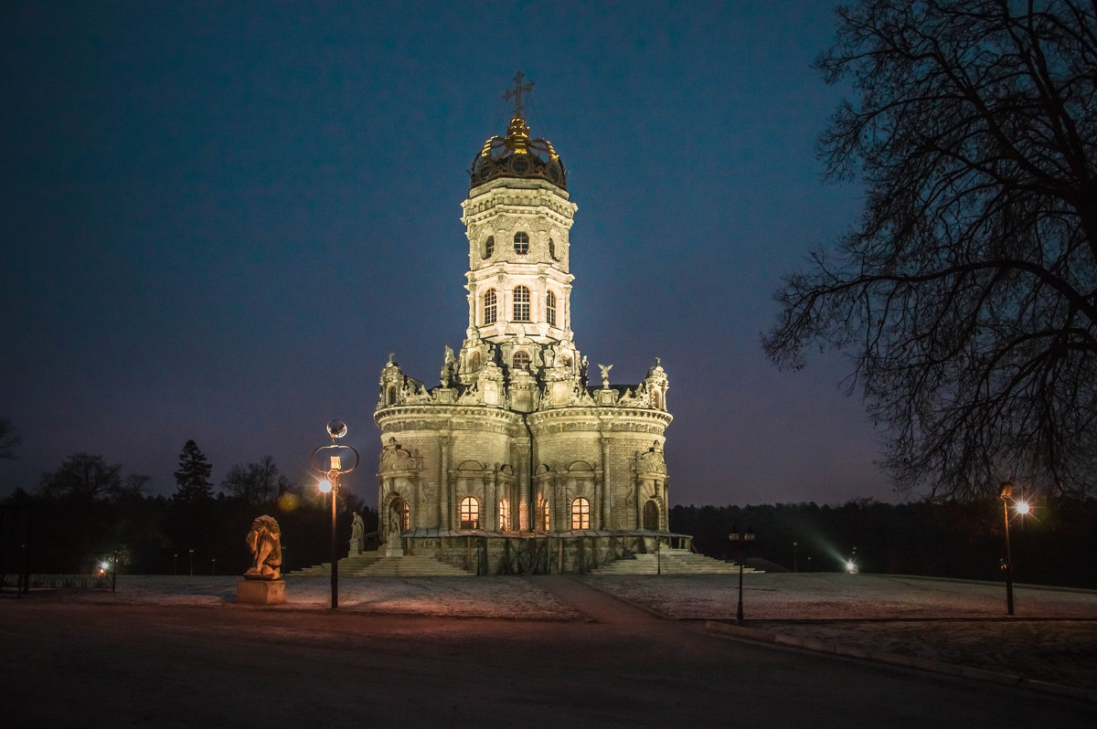 Подольск храм Дубровицы зима