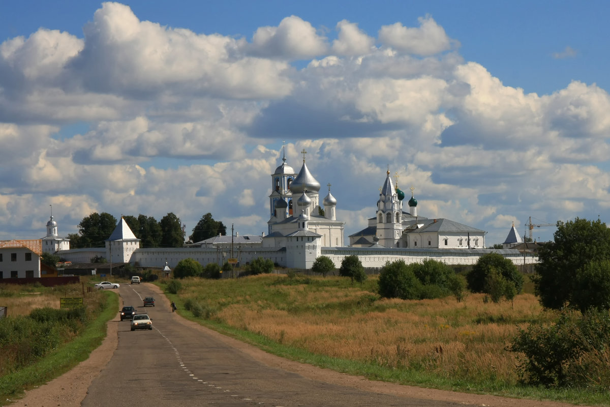 Никитский монастырь в Переславле-Залесском - Михаил Юрьевич