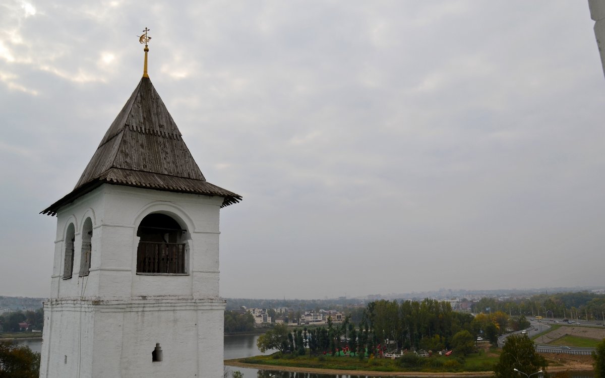 ЯРОСЛАВЛЬ, СПАСО-ПРЕОБРАЖЕНСКИЙ МОНАСТЫРЬ. - Виктор Осипчук