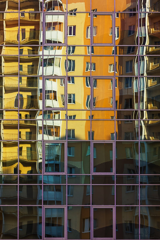 Отражение. Окна и балконы. - Vladimir Kraft