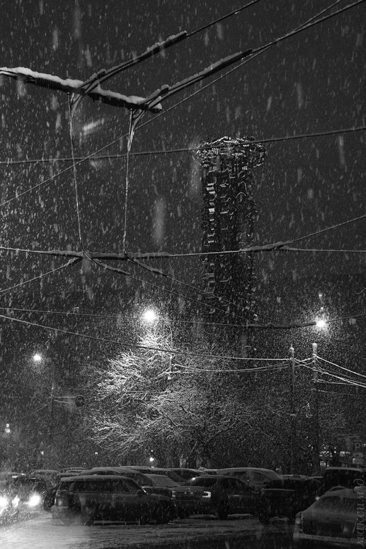 Тишинская площадь, вечер, снегопад - Максим Должанский