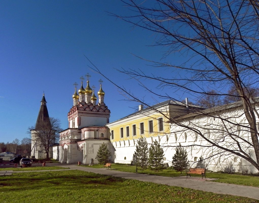 Свято-Успенский Иосифо-Волоцкий монастырь. - Oleg4618 Шутченко