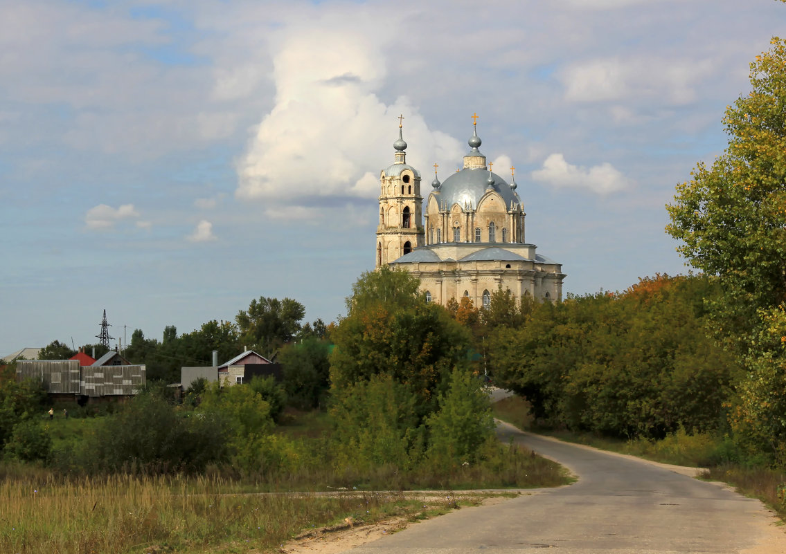 Церковь Троицы Живоначальной в Гусе-Железном - Михаил Юрьевич