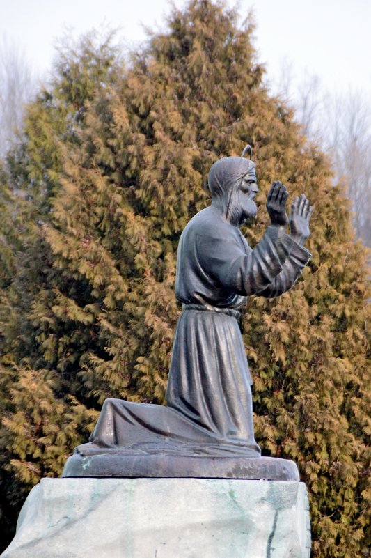 Памятник Серафиму Саровскому работы скульптора Клыкова - Геннадий Храмцов