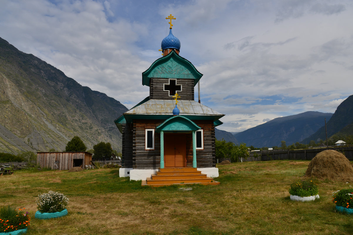 Церковь в деревне Коо - Sergey K.