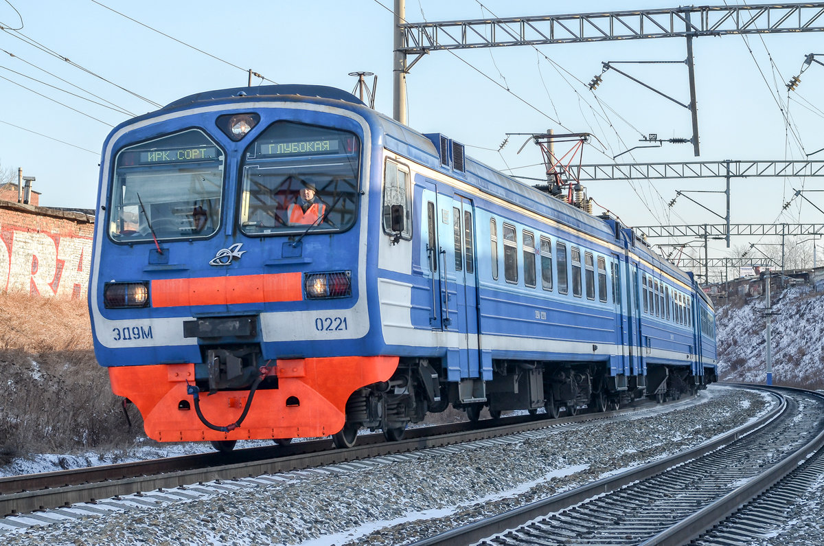 Электропоезд ЭД9М-0221, перегон Иркутск-Пассажирский - Кая - Андрей Иркутский