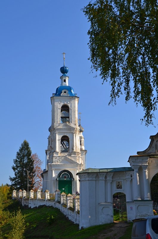 ЯРОСЛАВЛЬ, ДЕРЕВЕНСКАЯ ЦЕРКОВЬ. - Виктор Осипчук