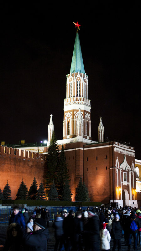 Кремлевская башня - Антон Сагуров