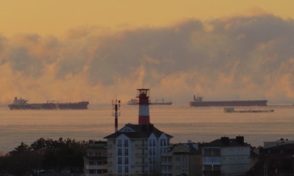 вода в море парит - Валерий Дворников