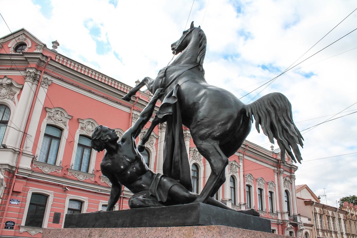 Статуя покорения коня. - Светлана Белоусова