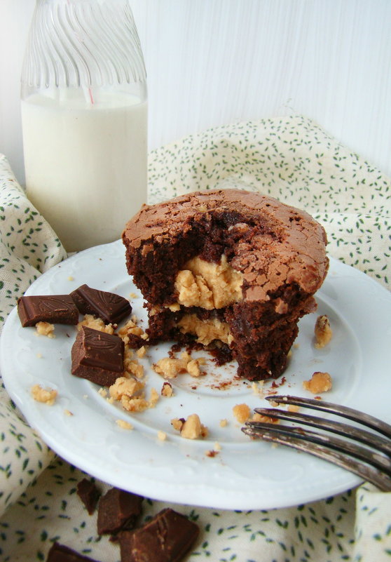 Шоколадный кейк с арахисовой пастой - Наталья Майорова