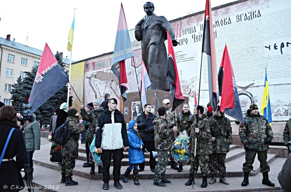 Чернівці. Річниця УПА - Степан Карачко