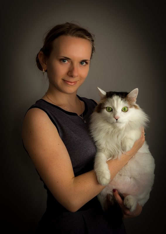 Портрет с котом. - Владимир 