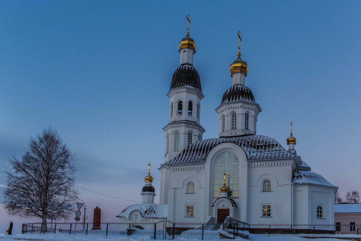 Храм - Лариса Сафонова