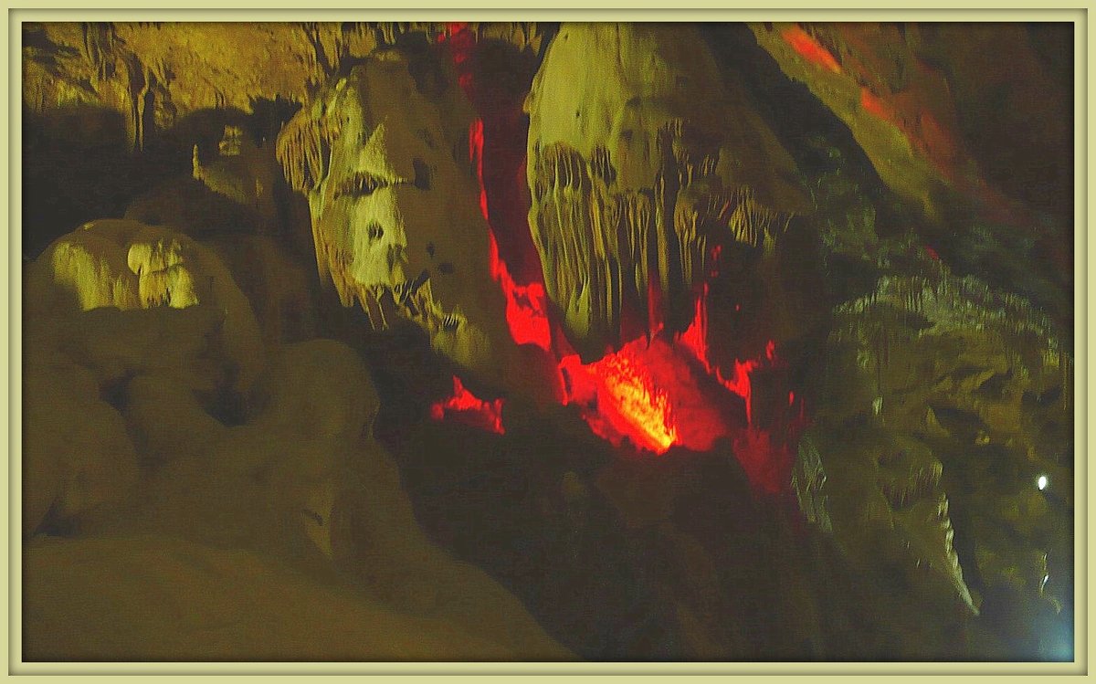 Абхазия. Новоафонские пещеры - Tata Wolf